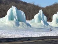 23-02-04 Smokin Oak / Rush River Ice Sculptures